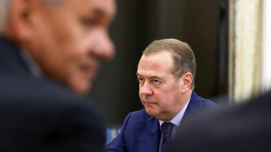 Dmitrij Medvedev o Zelenskom