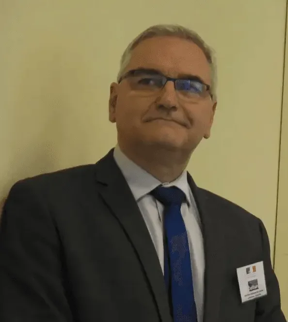 Državni službenik osumnjičen za zlostavljanje