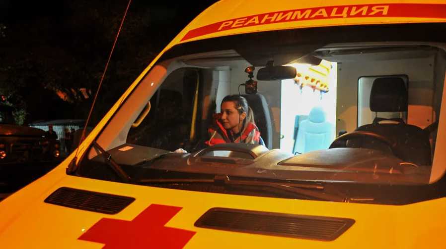 Vozilo hitne pomoći nakon pada drona