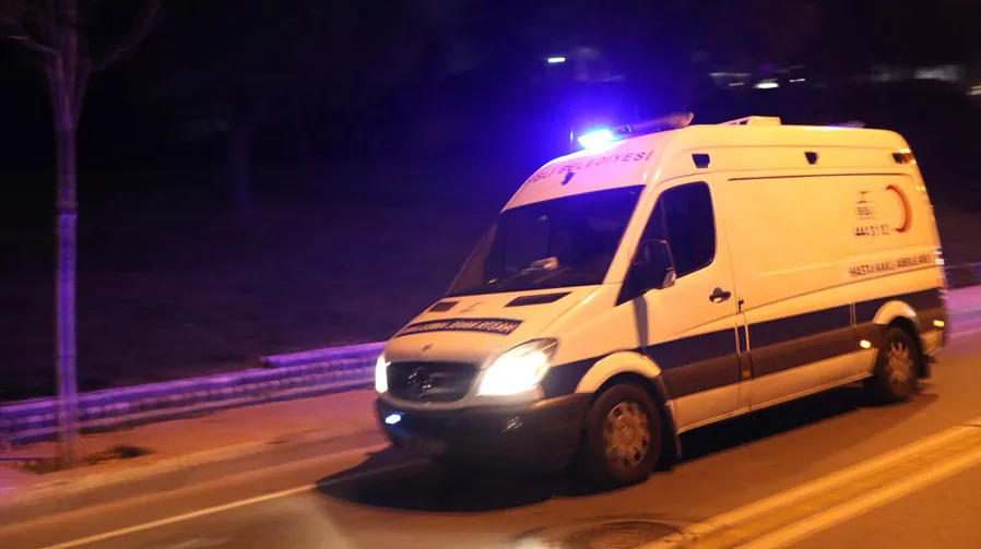 Ambulantna kola nakon eksplozije u željezari