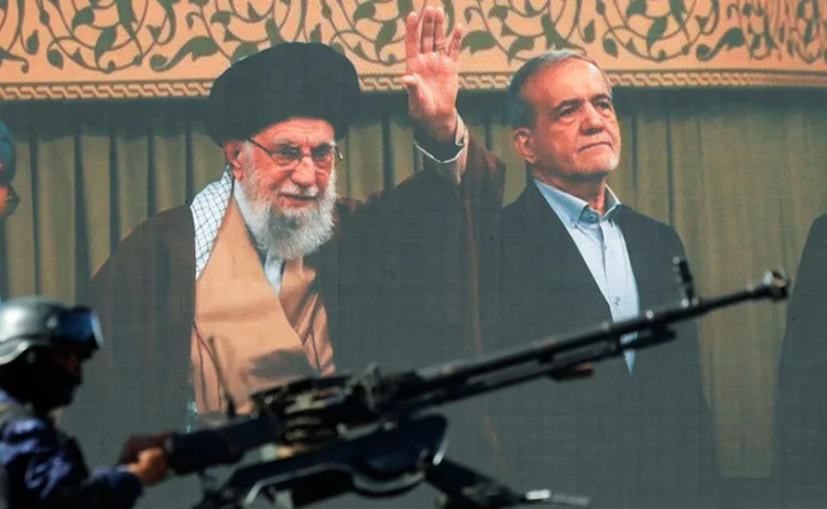 Iranski lider i Hormuški tjesnac
