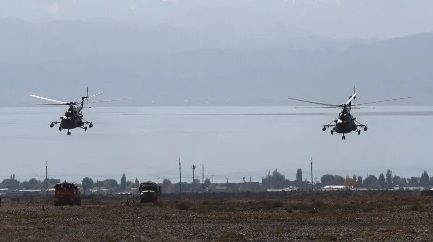 Helikopteri tokom vojne vježbe