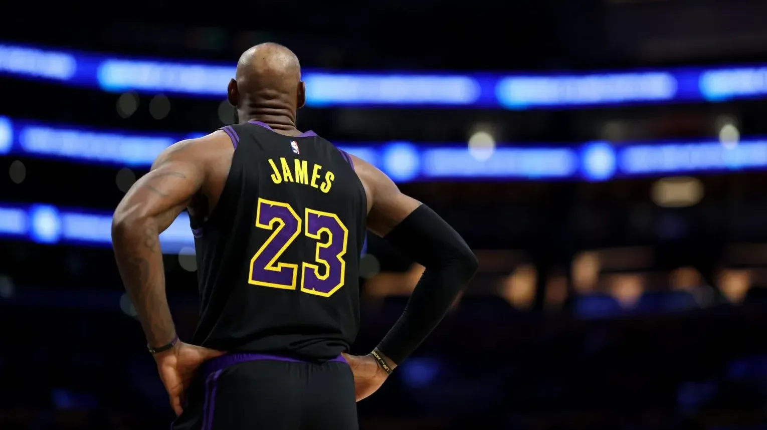 LeBron James, broj 23