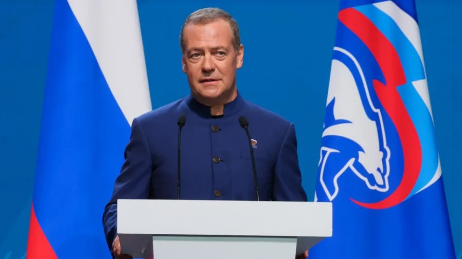 Medvedev kritikuje lidere EU