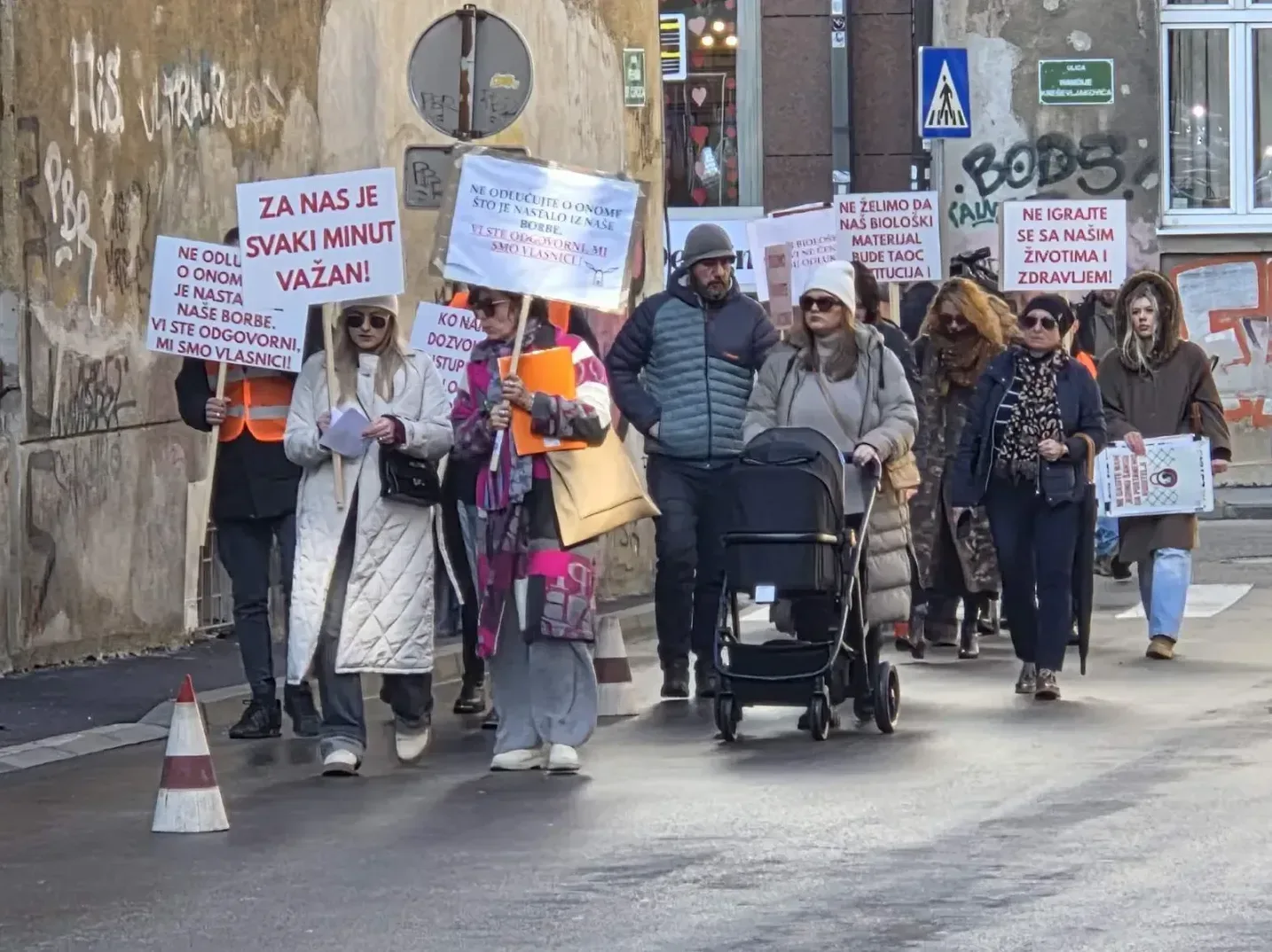 Protest za prava pacijenata i embrija.