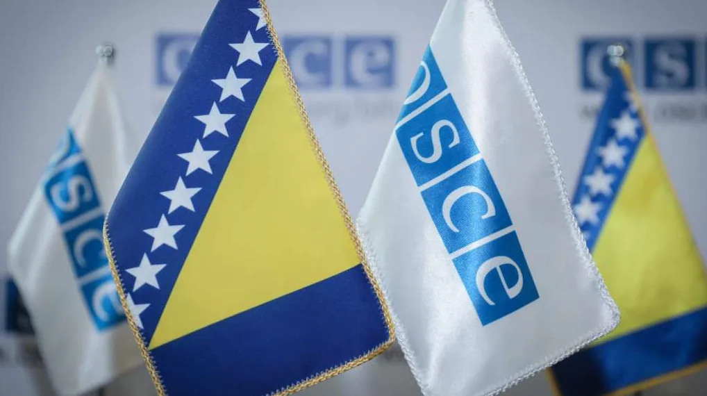 Zastave OSCE-a i BiH