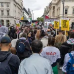 Britanski parlament traži istragu o kineskom novcu za proteste