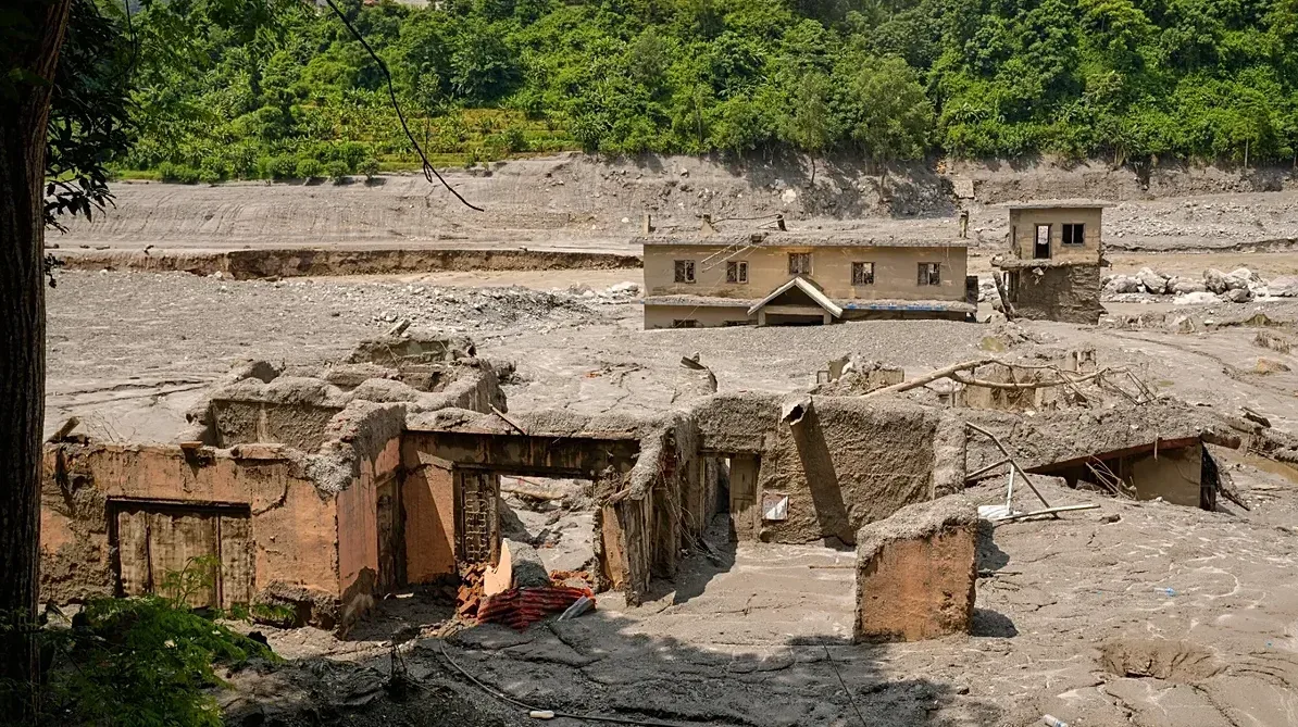 Razoreni objekti nakon poplava u Nepalu