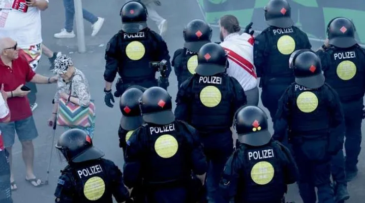 Njemačka policija i Ukrajinci