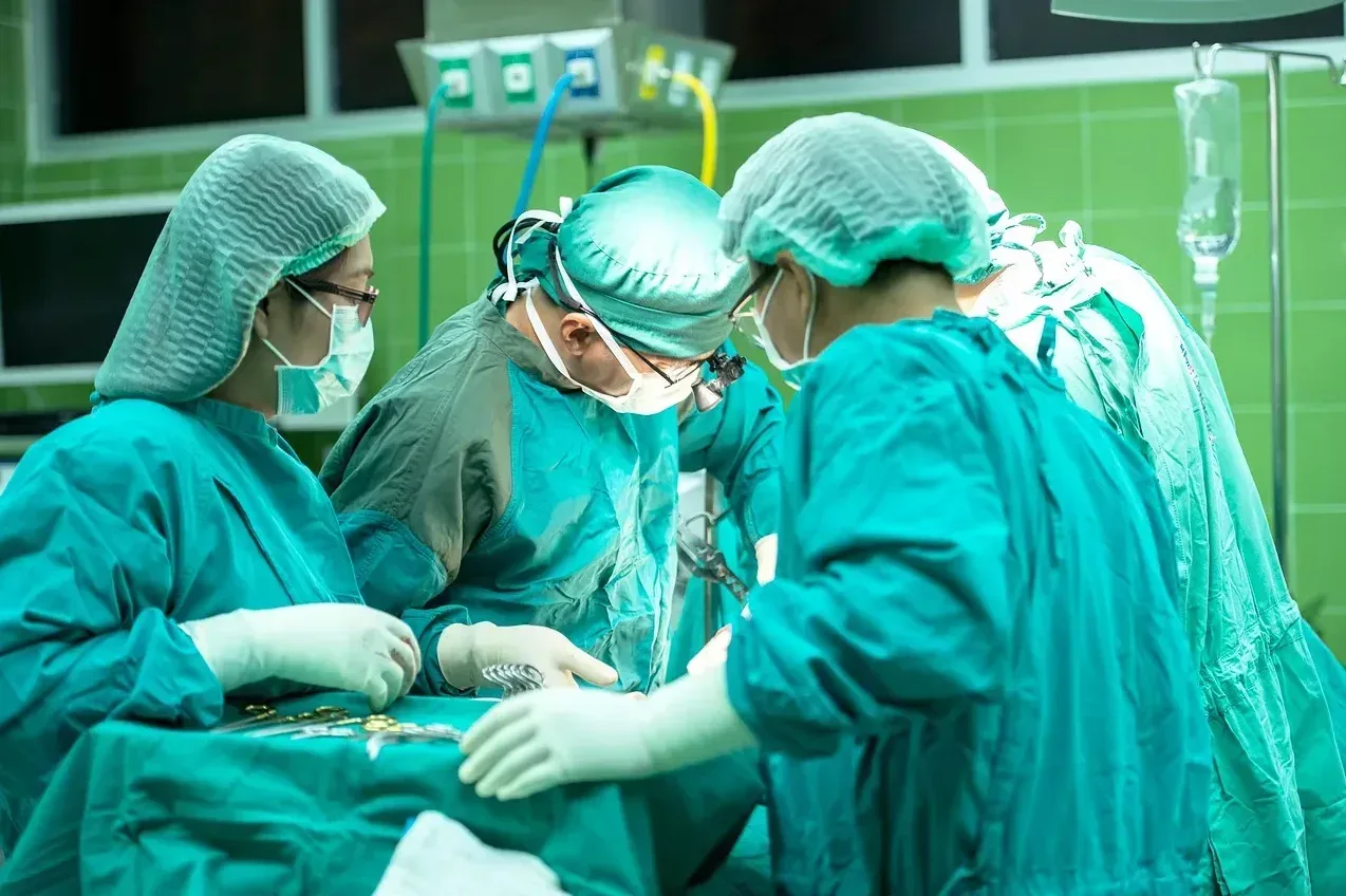 Složena operacija jednjaka u Zenici