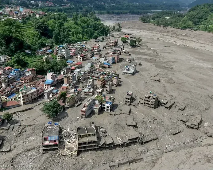 Razorne poplave na granici