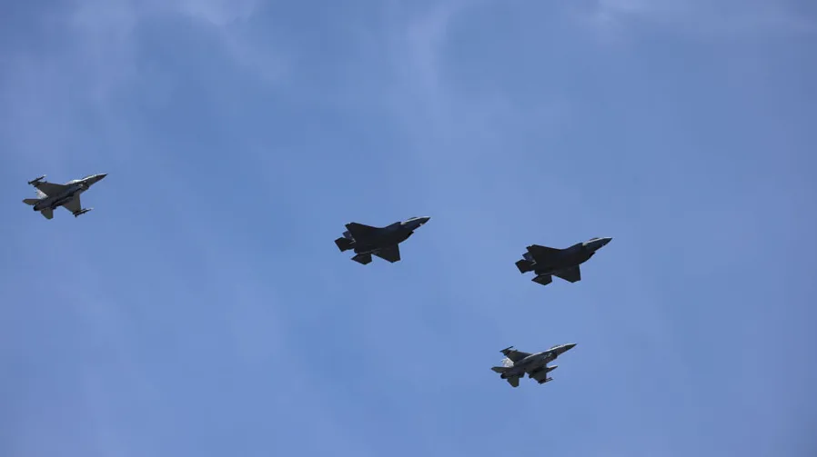 Rumunija podigla avijaciju presretanje