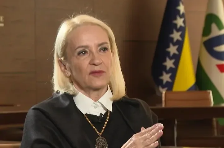 Sebija Izetbegović vraćeno zvanje