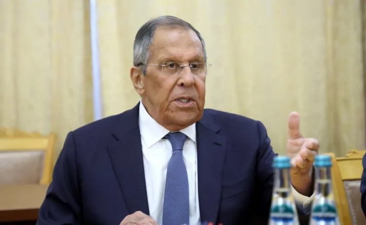 Sergej Lavrov kritikuje Japan zbog Putina
