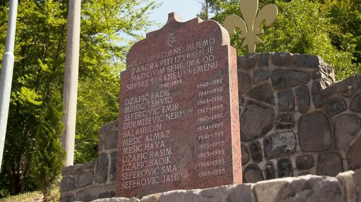 Spomen-obilježje žrtvama iz perioda srpske agresije na Bosnu i Hercegovinu.