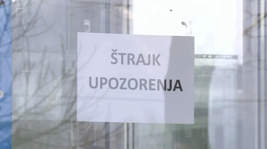 Štrajk upozorenja u školama