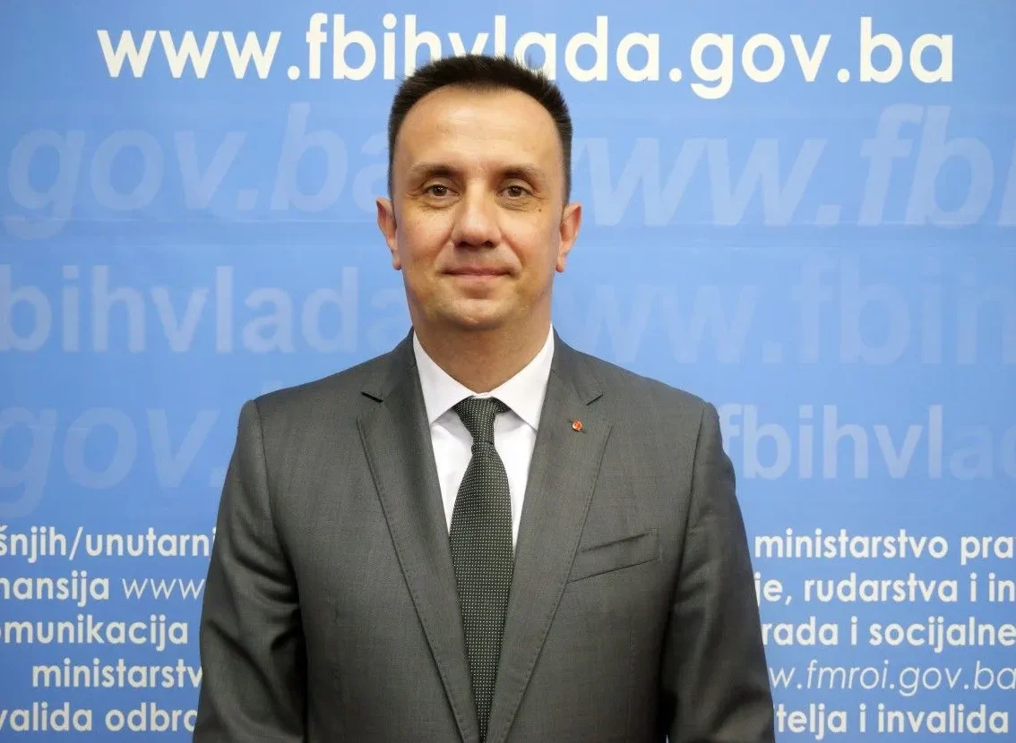 Vedran Lakić traži ostavke