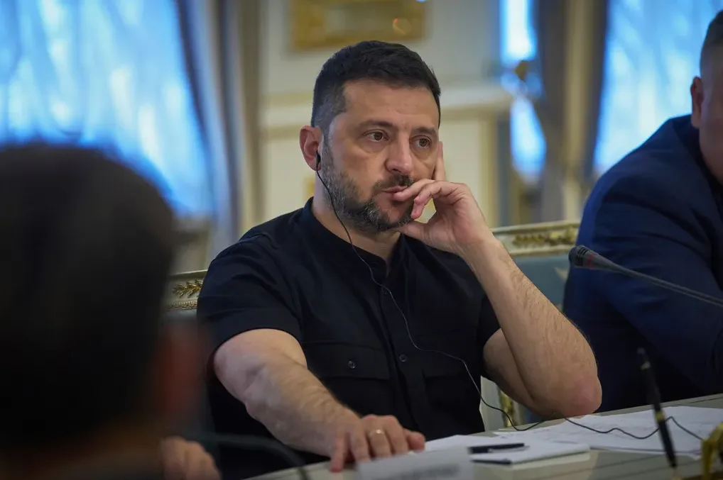 Zelenski razmatra pregovore i rat