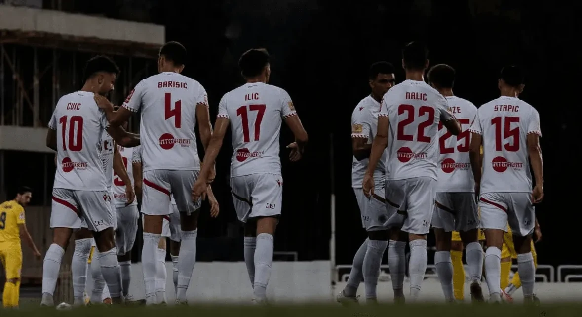 Fudbaleri Zrinjskog pred utakmicu sa Sarajevom