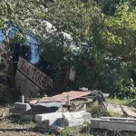 Potpuni prekid saobraćaja zbog autobusa koji je sletio s puta kod Prnjavora