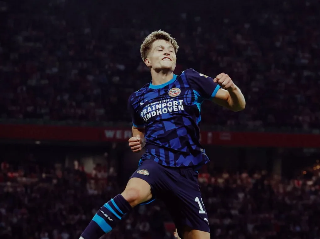Bajraktarević slavi pobjedu PSV-a