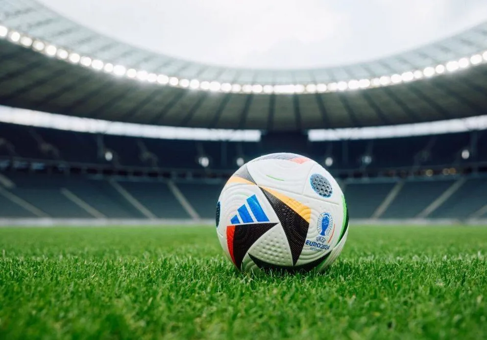 Fudbalska lopta, FIFA žalba