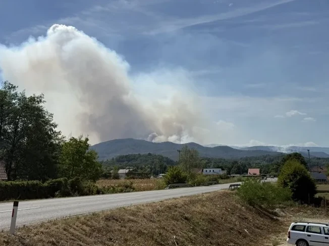 Gašenje požara kod Teslića
