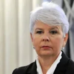 Kosor: Von der Leyen treba suspendirati pregovore sa Srbijom