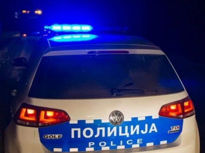 Policijsko vozilo, hapšenje Mrkonjić Grad