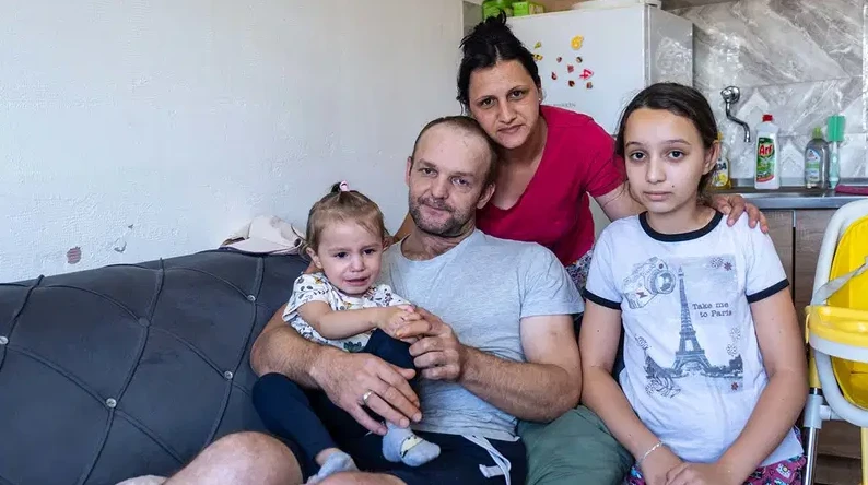 Rešad sa porodicom kojoj treba pomoć